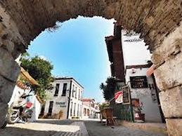 Teos Alesta Apart Pansiyon