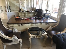 Teos Alesta Apart Pansiyon