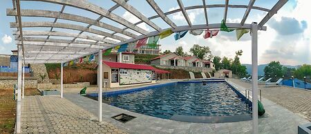 Seven Lakes Resort