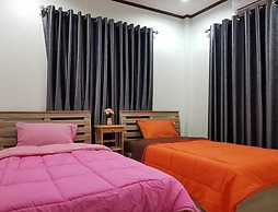 Baan Dear Home Stay