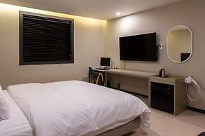 No25 HOTEL - Ulsan City Hall