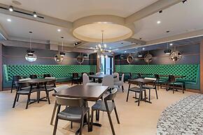 Cambria Hotel Shelby Township - Detroit Utica