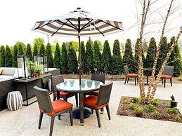 Cambria Hotel Shelby Township - Detroit Utica