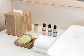 Element Hampton Peninsula Town Center