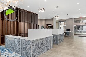 Element Hampton Peninsula Town Center