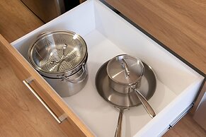 Element Hampton Peninsula Town Center