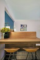 Element Hampton Peninsula Town Center