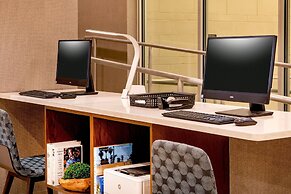 Element Hampton Peninsula Town Center