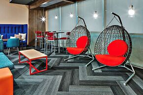 TRU by Hilton Terrell