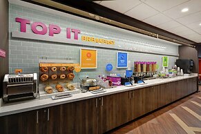 TRU by Hilton Denver