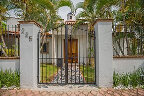 A Villa San Juan Bed & Breakfast