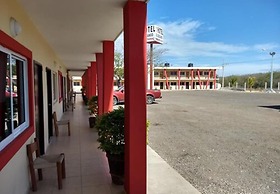 Hotel El Descanso Inn