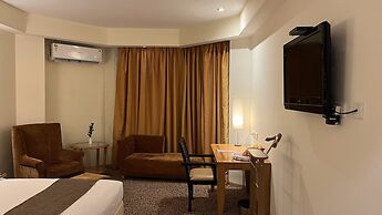 Katriya Hotel & Towers