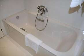 Katriya Hotel & Towers