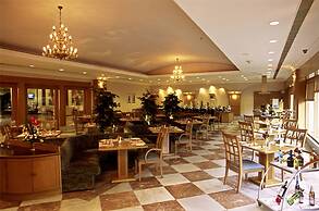 Katriya Hotel & Towers