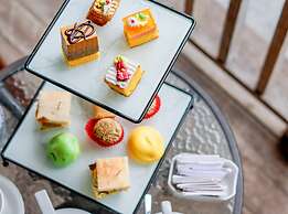 Sunrise Suite Seminyak