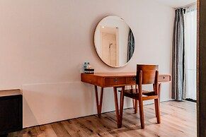 Sunrise Suite Seminyak