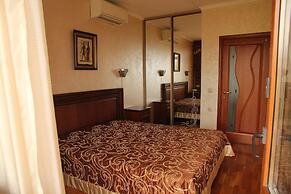 Na Pribrezhnoy Guest House