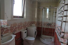 Na Pribrezhnoy Guest House