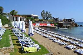 Stunning Private Villa - Beautiful Gardens & Pool