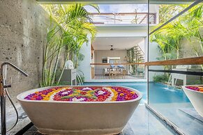 Ayona Villa Seminyak by Ini Vie Hospitality