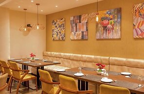 Udaan Olive Hotel & Spa Pelling