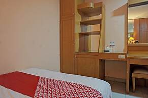 OYO 671 Hotel Capitol