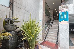 OYO 671 Hotel Capitol