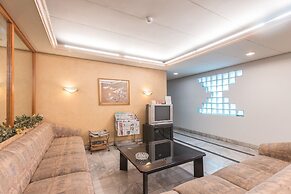 OYO 671 Hotel Capitol