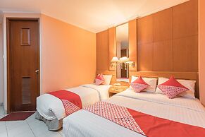 OYO 671 Hotel Capitol