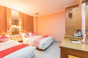 OYO 671 Hotel Capitol