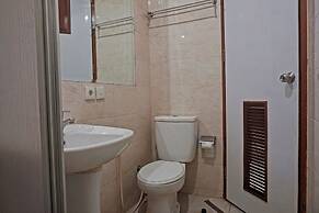 OYO 671 Hotel Capitol