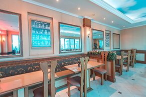 OYO 671 Hotel Capitol