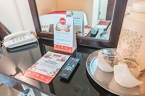 OYO 671 Hotel Capitol