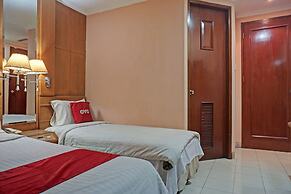 OYO 671 Hotel Capitol