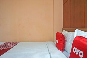 OYO 671 Hotel Capitol