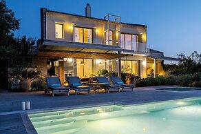 Melithea Seaview Villa