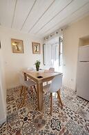 The Artist's Apartment By Konnect