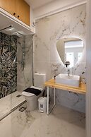 Vallia's Seaview & Stylish Apartments by Konnect, Nisaki