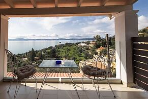 Vallia's Seaview & Stylish Apartments by Konnect, Nisaki