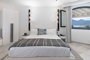 Sulia House Porto Rotondo, Curio Collection by Hilton