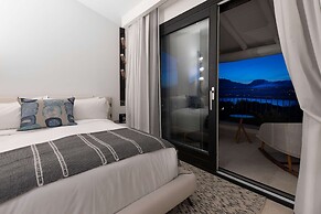 Sulia House Porto Rotondo, Curio Collection by Hilton