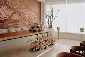 Sulia House Porto Rotondo, Curio Collection by Hilton