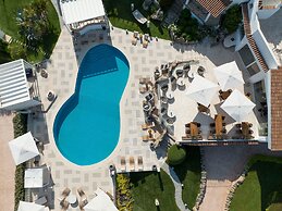 Sulia House Porto Rotondo, Curio Collection by Hilton