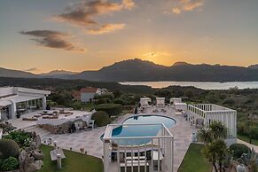 Sulia House Porto Rotondo, Curio Collection by Hilton