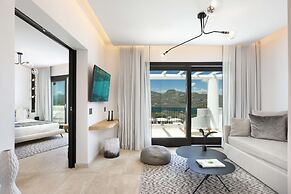 Sulia House Porto Rotondo, Curio Collection by Hilton