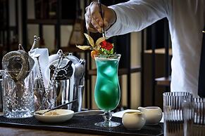 Sulia House Porto Rotondo, Curio Collection by Hilton