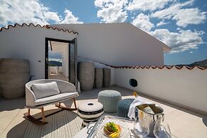 Sulia House Porto Rotondo, Curio Collection by Hilton