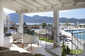 Sulia House Porto Rotondo, Curio Collection by Hilton