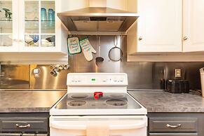 Ocean Glass Inn Condominiums